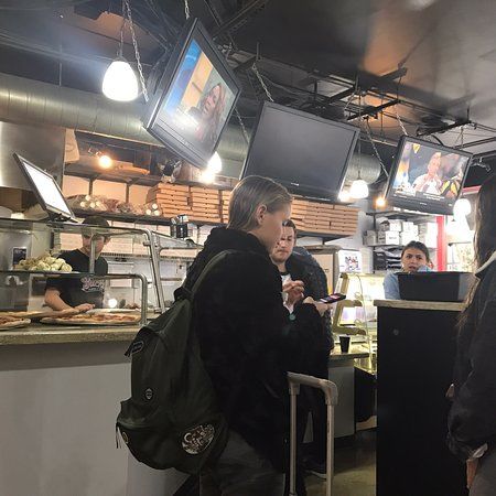 Butch's Grillactessen & Eatzeria